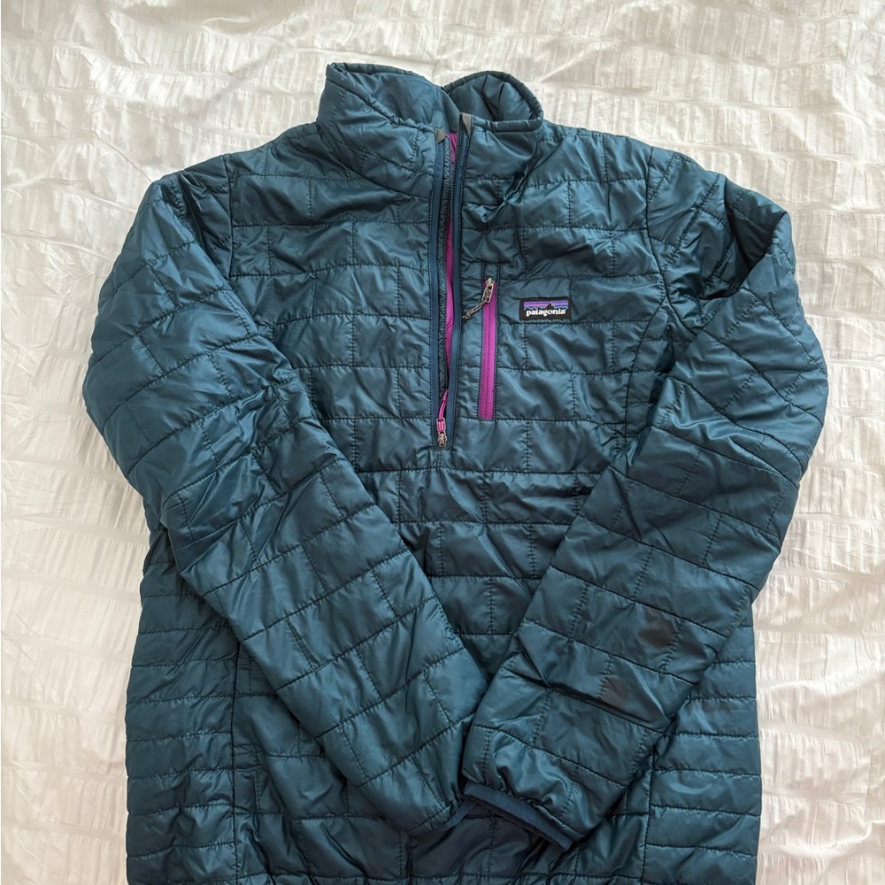 Patagonia Blue Quilted Pullover with Purple Zipper